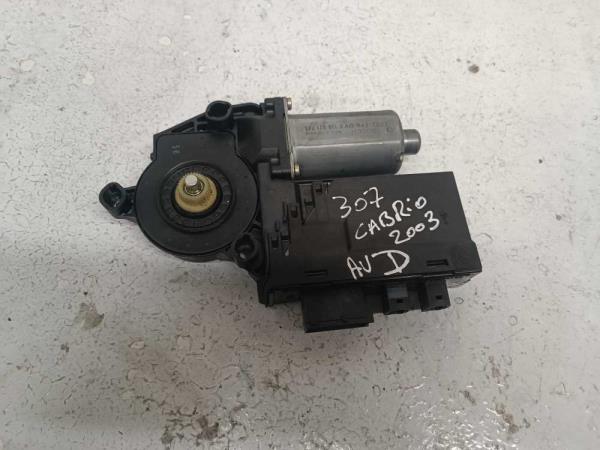 MOTEUR LEVE VITRE AVANT DROIT PEUGEOT 307CC - Vue 1